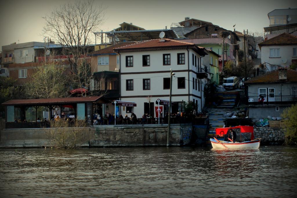 Faik Bey Konagi Panzió Golyazi Kültér fotó